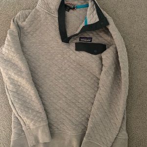 patagonia pull over